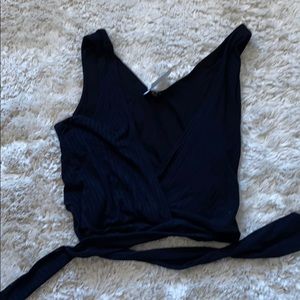 Black low cute crop top tied